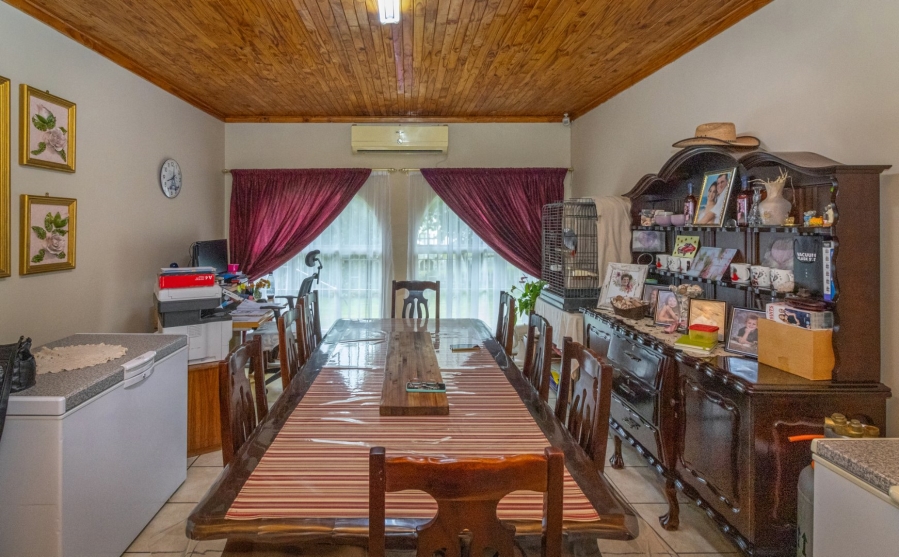 5 Bedroom Property for Sale in Jordania Free State